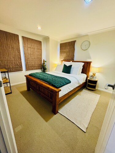 Room near Auckland Airport