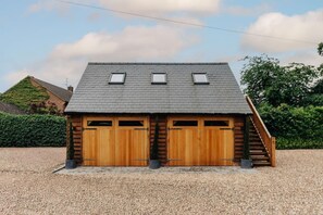 Apartment - Hygge Lodge - From 110 Per Night (Henley-on-Thames)