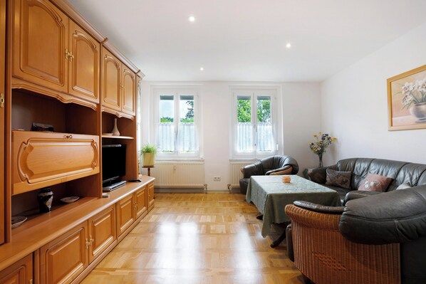 TV, DVD player, stereo