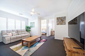 Televisie en een kantoor