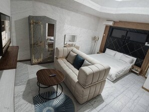 Chambre traditionnelle double | 1 chambre, système d’insonorisation, accès au Wi-Fi (inclus)