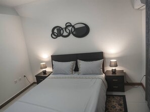 Suite studio économique | 1 chambre, système d’insonorisation, accès au Wi-Fi (inclus)