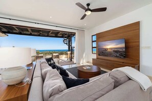 Smart TV, offices - Private Rooftop | Ocean Views, Fire Pit & Beach (San José del Cabo)