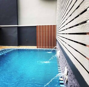 LED TV - Leelawadee Resotel (Bangkok)