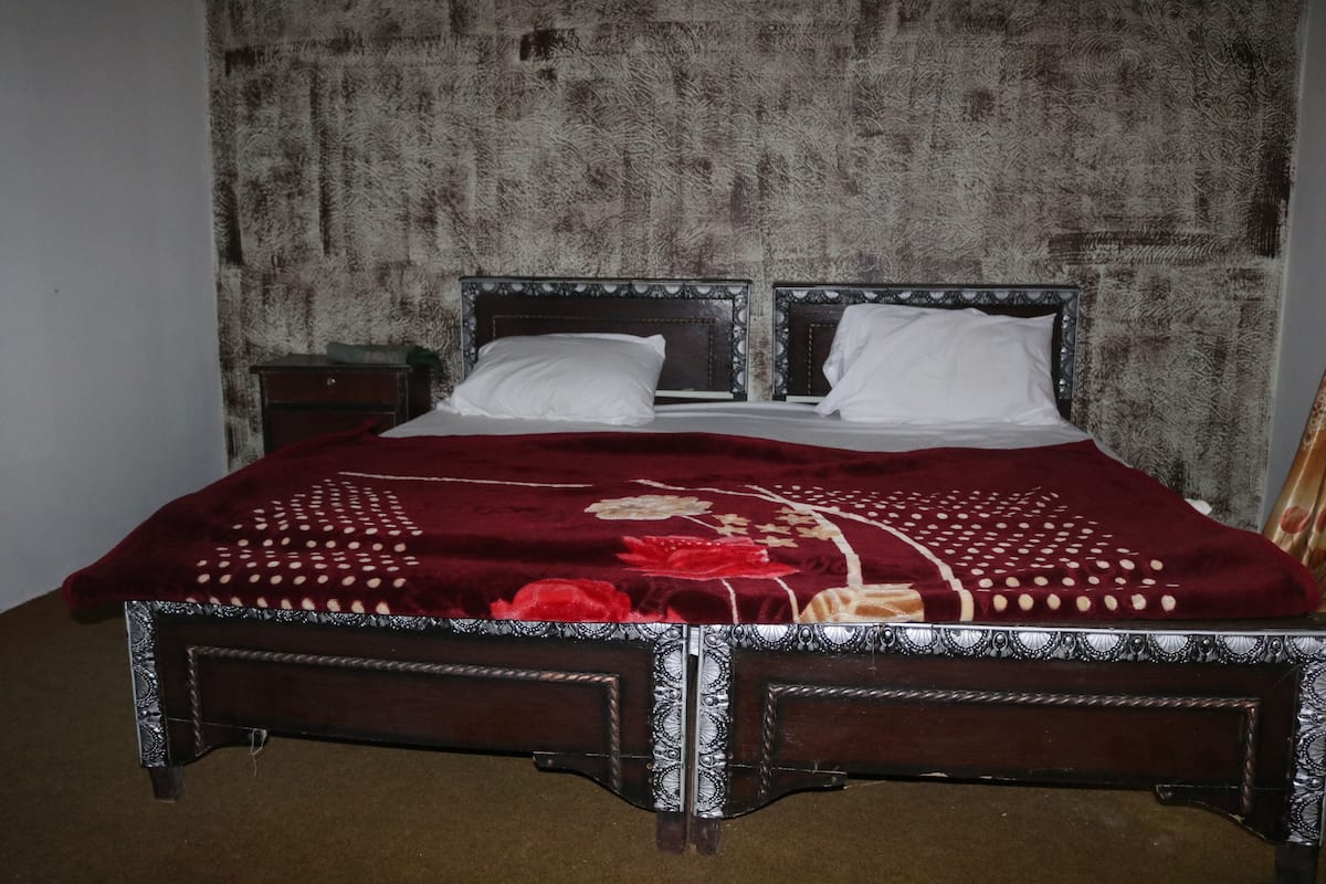 Wifi gratis y ropa de cama