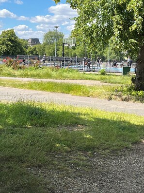 Urheilukenttä