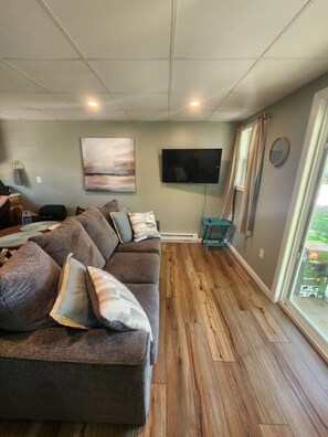 Living area - Superior @ Kimar`s Resort (Au Train)