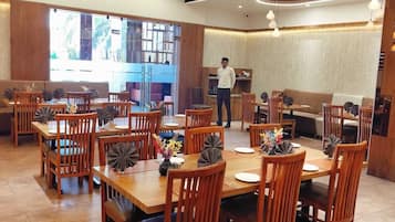 Daily buffet breakfast (INR 250 per person)