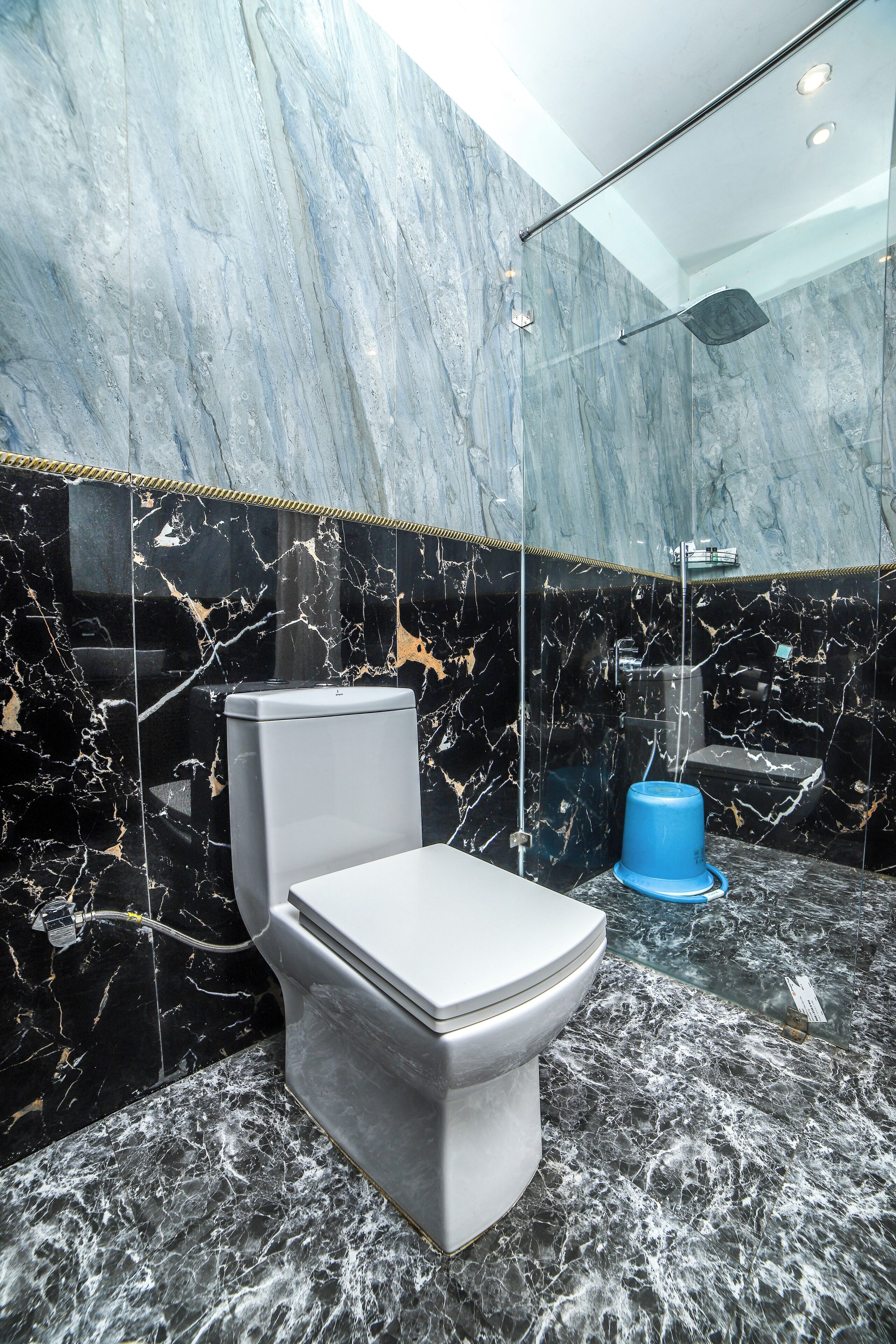 Towels, soap, shampoo