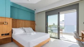 Coffres-forts dans les chambres, bureau, Wi-Fi gratuit, draps fournis