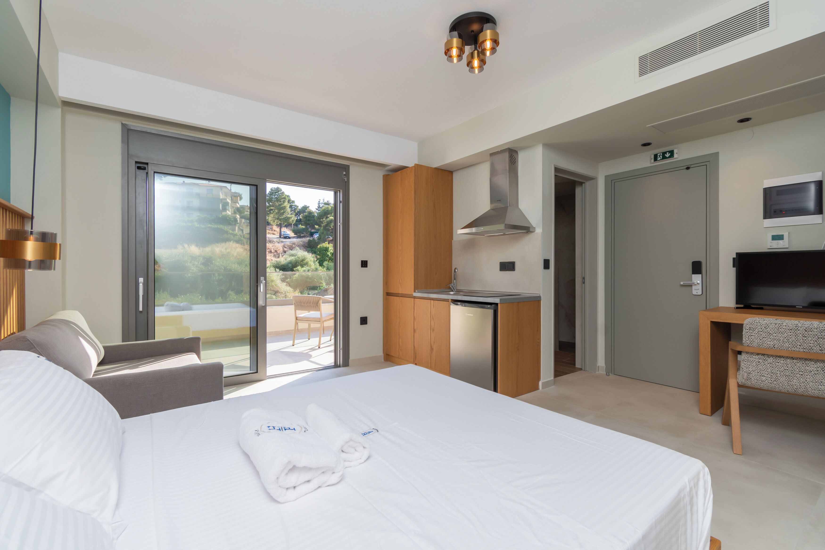 خزنة داخل الغرفة ومكتب وواي فاي مجانًا وملاءات أسرّة