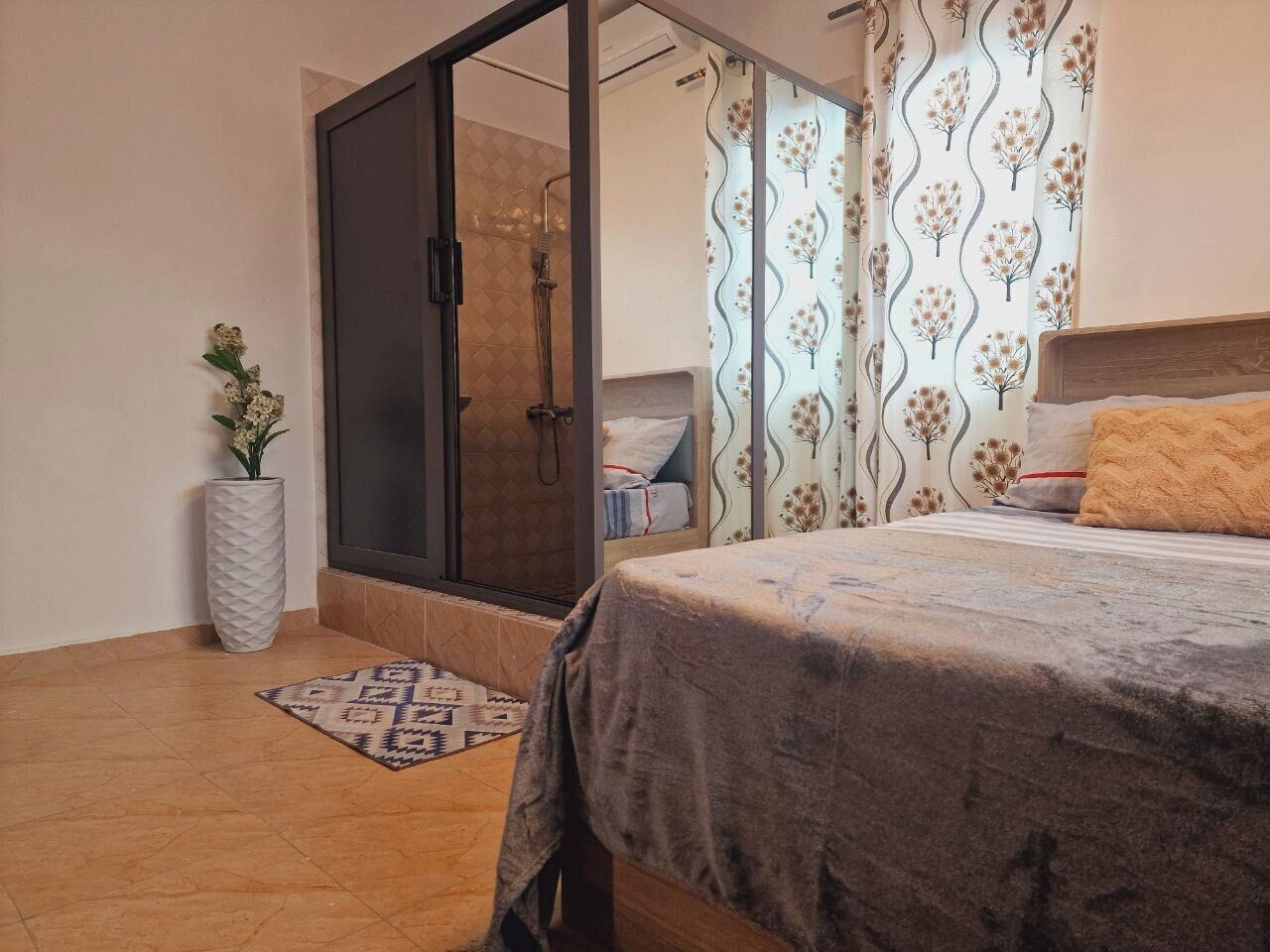 1 bedroom, iron/ironing board, WiFi, bed sheets