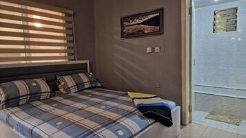 1 bedroom, iron/ironing board, WiFi, bed sheets