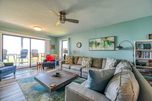 Smart TV - Happy Turtle at Shipwatch in North Topsail- Oceanfront - Swimming (North Topsail Beach)