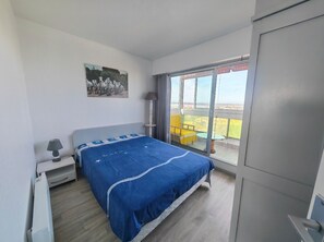 1 bedroom, free WiFi - Canet renovated T2, 4 ppl, terrace, parking, WIFI (Canet-en-Roussillon)