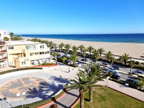 Exterior - Canet-en-Roussillon: spacious T3, 6 people, panoramic terrace (Canet-en-Roussillon)