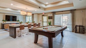 Games room - Landing | Stunning 2BD, Courtyard, Gym (Austin)