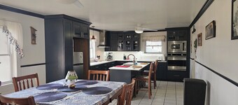 Current River,  Ryan's Ranch, 3BR/2BA plus,room to roam, 50 Acres, Doniphan, MO