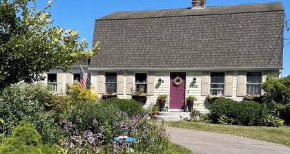 Downtown Mystic Waterfront Oasis