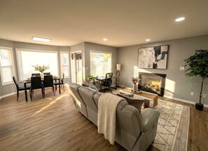 TV, fireplace, offices