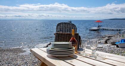 ZaLo House Waterline cabin with Hot Tub Pets