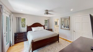 4 Schlafzimmer, Bügeleisen/Bügelbrett, kostenloses WLAN, Bettwäsche