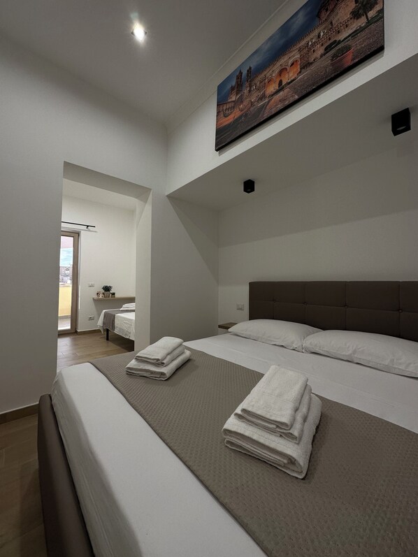 2 bedrooms, iron/ironing board, WiFi, bed sheets - Comfortable apartment in the center of the City (Palermo)