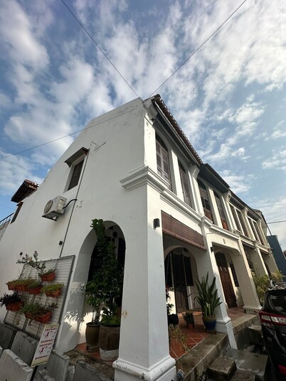 Chulia Corner, cosy townhouse in Georgetown Unesco Heritage, Penang.