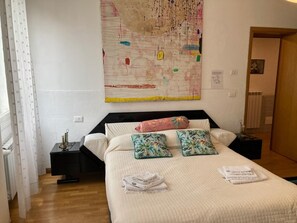 2 bedrooms, desk, iron/ironing board, free WiFi - Maison Sophie (Venezia)