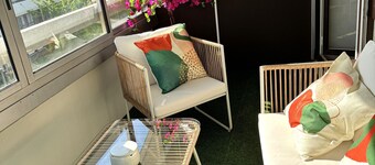 CHANTILLY, Cosy apartment, sleeps 4, wifi, metro 5 min walk