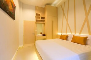 3 bedrooms, iron/ironing board, WiFi, bed sheets - 3 Bedroom Platinum Pool Villa Smooth as Silk (Ao Nang, Krabi)