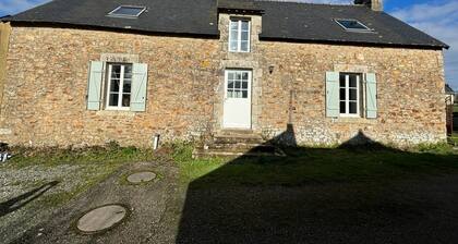 Maisonnette entre terre et mer
enclos dâanimaux
Animaux de compagnie acceptés