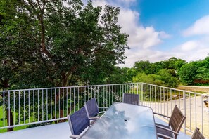 Condo, 3 Bedrooms | Outdoor dining - Ww I303 Guadalupe Paradise! 3 Bedroom Condo by RedAwning (New Braunfels)