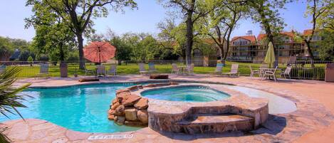 콘도, 침실 3개 | 수영장