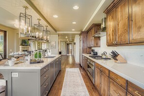 コンドミニアム 4 ベッドルーム | 専用キッチン | 冷蔵庫、オーブン、コーヒー / ティーメーカー、トースター