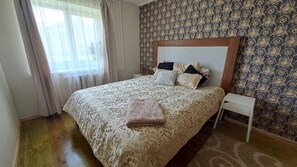 1 quarto, ferros/tábuas de passar roupa, Wi-Fi, roupa de cama