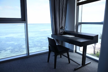 Villa, Sea View | 1 bedroom, in-room safe, desk, laptop workspace