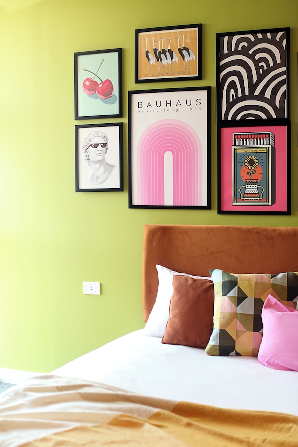 Standard Double Room, 1 King Bed | Minibar, desk, free WiFi, bed sheets