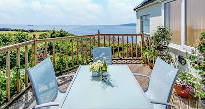 Crownhill Bay Penthouse - UK47510