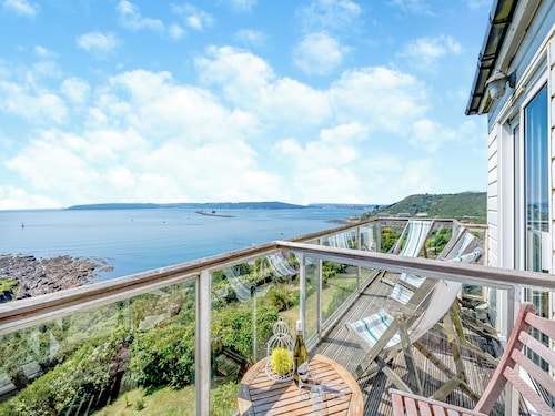 Crownhill Bay Penthouse - UK47510