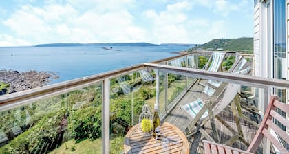 Crownhill Bay Penthouse - UK47510