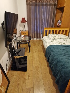 1 habitación, wifi y ropa de cama 