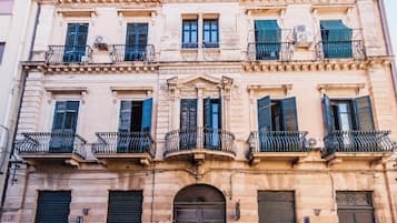 Bagian depan properti