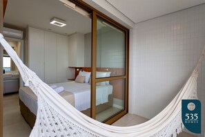1 habitación, tabla de planchar con plancha, internet y ropa de cama 
