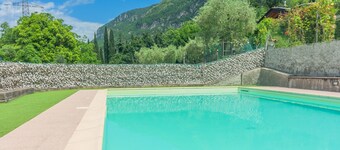 Magic Lake View - by Varenna Holidays