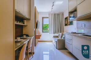 TV - Beautiful Bedsitter Apartment in Salvador (Salvador)