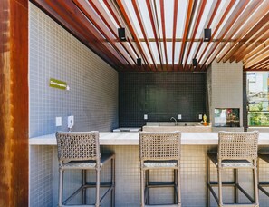 Dining - Beautiful Bedsitter Apartment in Salvador (Salvador)