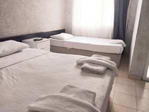 Standard Triple Room | Free WiFi