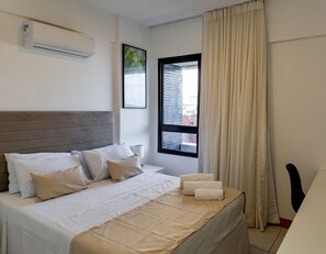1 Schlafzimmer, Schreibtisch, Bügeleisen/Bügelbrett, Internetzugang