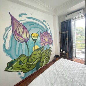 Kamar Double Klasik | Tirai kedap cahaya, setrika/meja setrika, dan Wi-Fi gratis